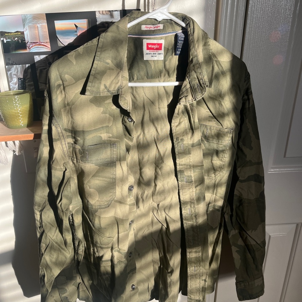 Wrangler Camouflage Button-Up Shirt